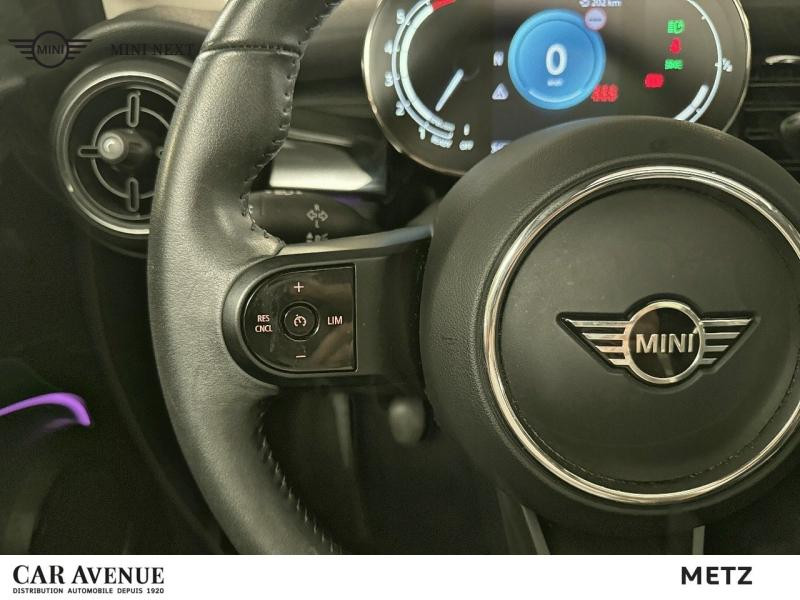 Occasion MINI Mini 5 Portes Cooper 136ch Edition Camden 2022 Rooftop Grey 24299 € à Metz