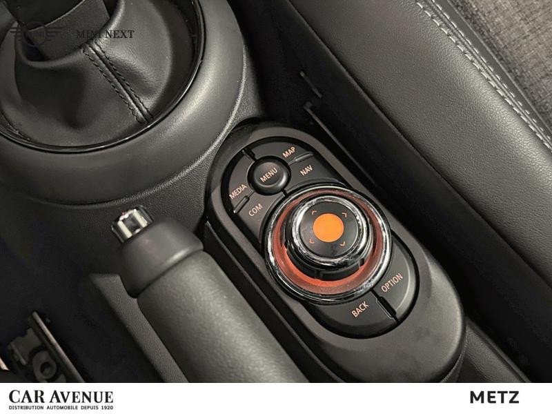 Occasion MINI Cabrio Cooper 136ch Edition Greenwich BVA7 Euro6d-T 2021 White Silver 23999 € à Metz
