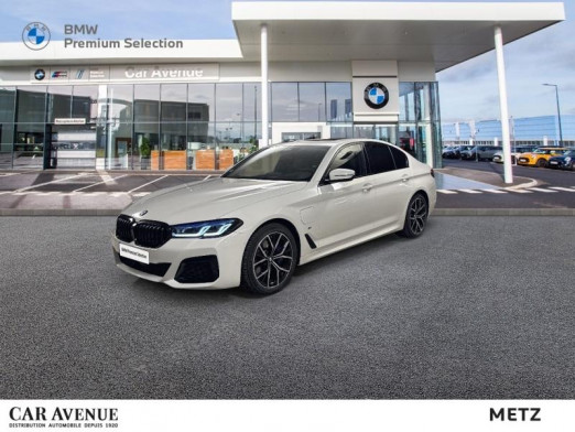 Occasion BMW Série 5 530eA xDrive 292ch M Sport Steptronic 2020 Alpinweiss 40 999 € à Metz