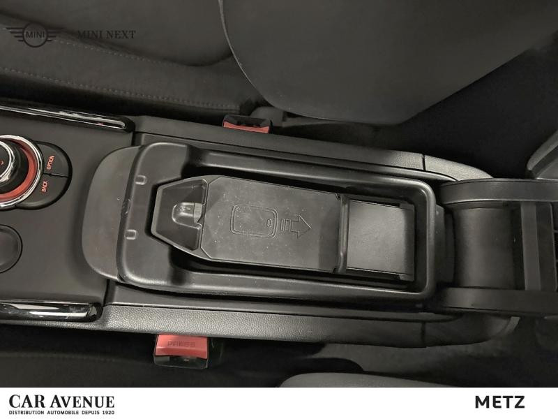 Used MINI Clubman Cooper D 150ch Kensington BVA 2019 White Silver € 19999 in Metz