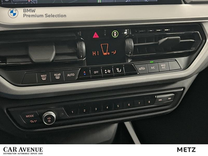 Occasion BMW Série 1 118iA 136ch Business Design DKG7 2023 Saphirschwarz métallisé 27599 € à Metz
