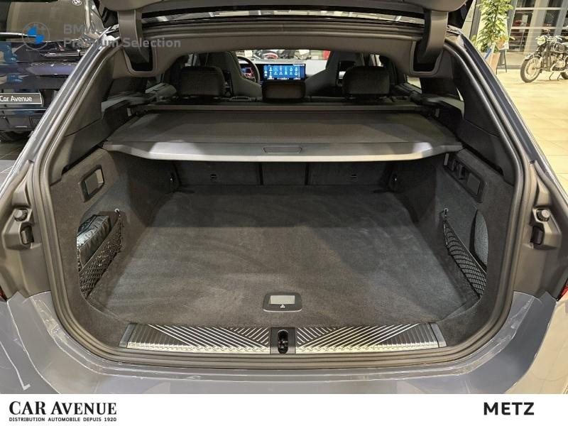Occasion BMW M5 Touring 4.4 V8 PHEV 727ch 2025 BMW Ind Storm Bay mét/Toit+rétros noirs 174890 € à Metz