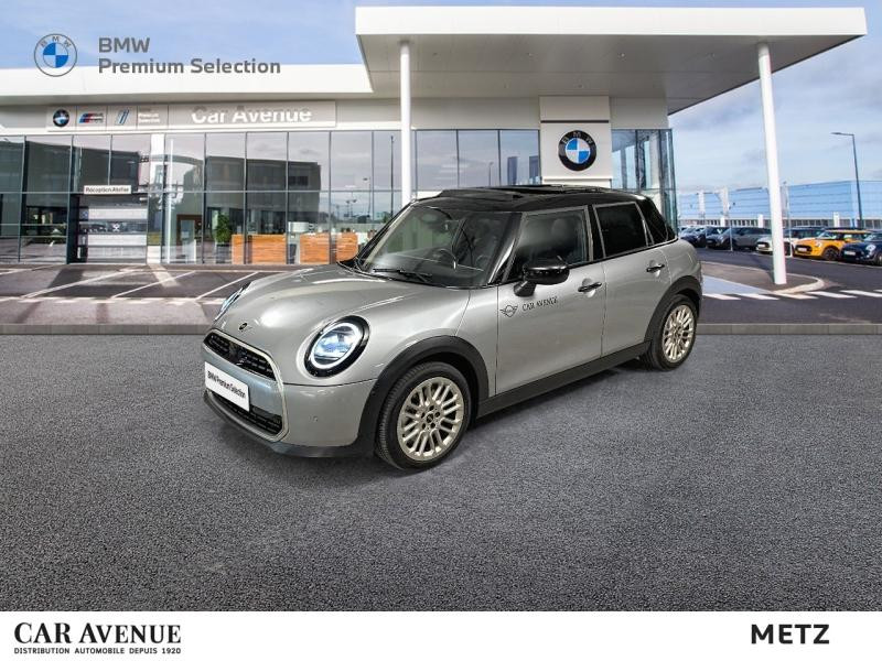 Used MINI Cooper 5 Portes C 156ch Favoured DKG7 2025 Argenté € 33499 in Metz