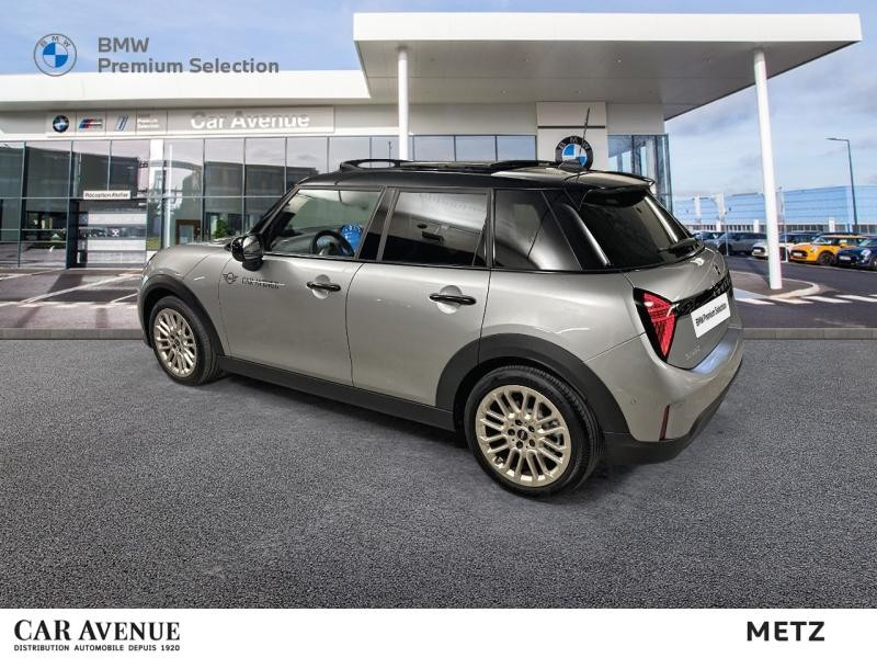 Used MINI Cooper 5 Portes C 156ch Favoured DKG7 2025 Argenté € 33499 in Metz