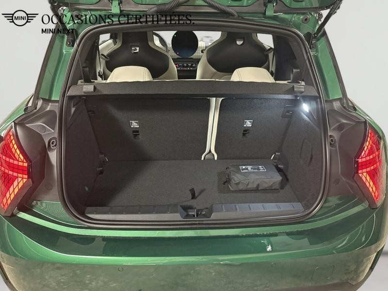 Used MINI Cooper 3 Portes E 184ch Favoured 2025 British Racing Green € 31999 in Metz