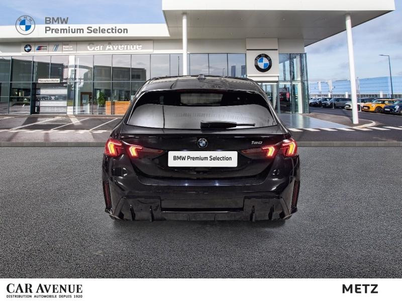 Occasion BMW Série 1 120A 170ch M Sport DKG7 2025 Saphirschwarz métallisé 36599 € à Metz