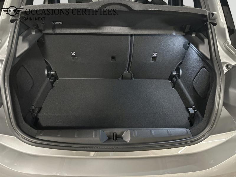 Used MINI Cooper 5 Portes C 156ch Favoured DKG7 2025 Argenté € 32999 in Metz