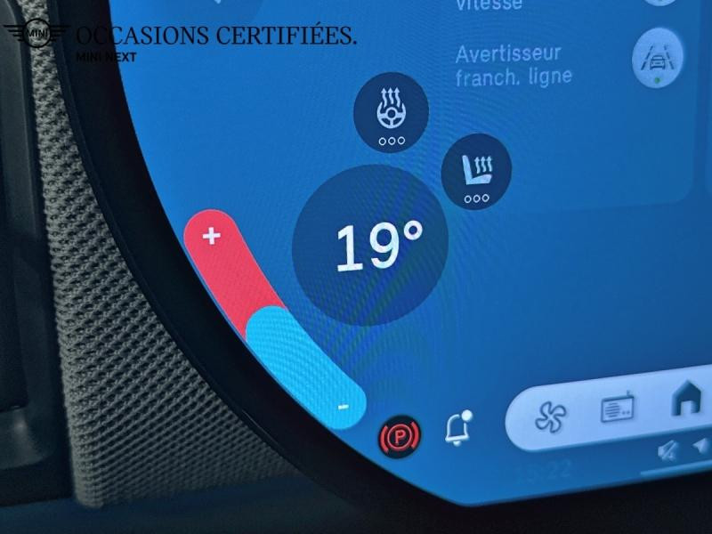 Used MINI Cooper 5 Portes C 156ch Favoured DKG7 2025 Argenté € 32999 in Metz