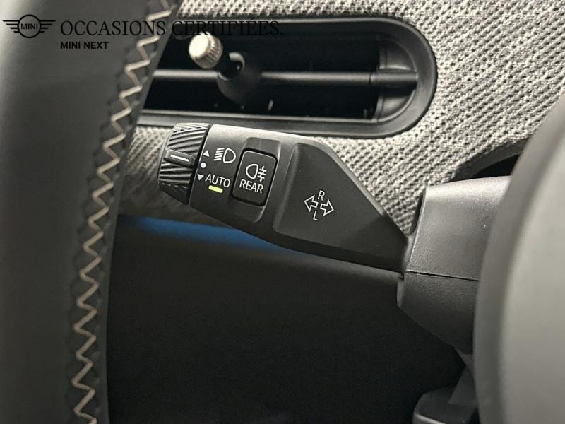 Used MINI Cooper 5 Portes C 156ch Favoured DKG7 2025 Argenté € 32999 in Metz