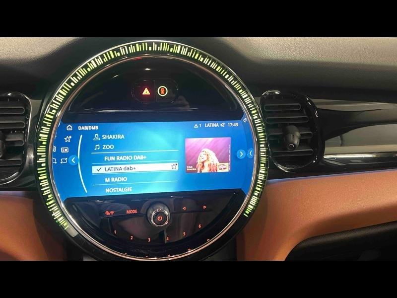 Occasion MINI Mini 5 Portes Cooper 136ch Edition Premium Plus BVA7 2023 British Racing Green 27599 € à Metz