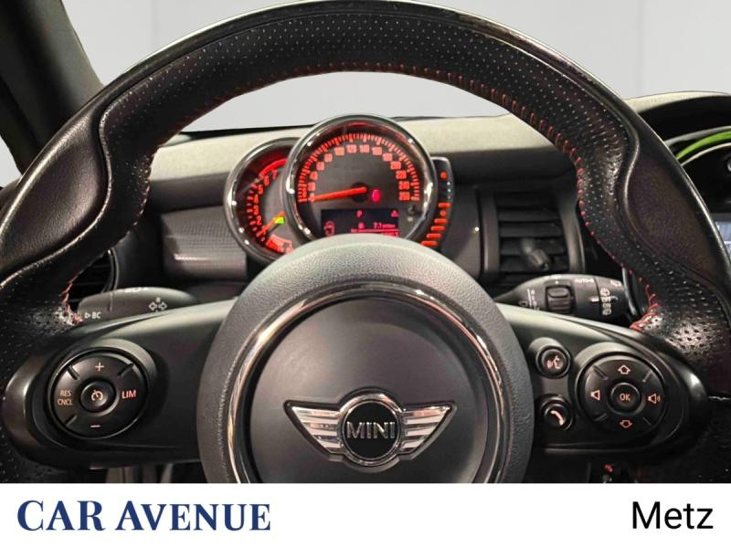 Occasion MINI Mini 5 Portes Cooper 136ch John Cooper Works BVA 2016 Midnight Black 16999 € à Metz