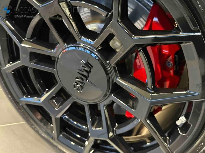 Used BMW XM 4.4 V8 748ch Label Red 2025 M Carbonschwarz métallisé € 178990 in Metz