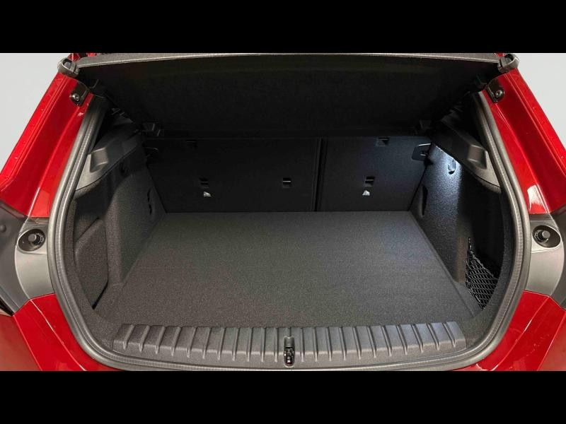 Used BMW Série 1 120A 170ch M Sport DKG7 2025 Fire Red métallisé € 43990 in Metz