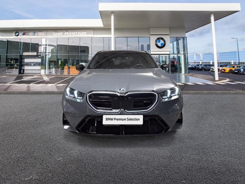 Occasion BMW M5 Touring 4.4 V8 PHEV 727ch 2025 BMW Ind Storm Bay mét/Toit+rétros noirs 174890 € à Metz