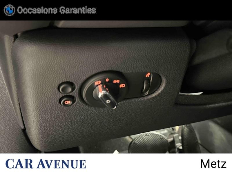Occasion MINI Mini Cooper D 116ch Blackfriars BVA 2018 Midnight Black 18999 € à Metz