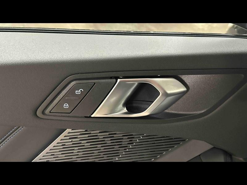 Occasion BMW Série 1 120dA 163ch M Sport DKG7 2026 Saphirschwarz métallisé 42990 € à Metz