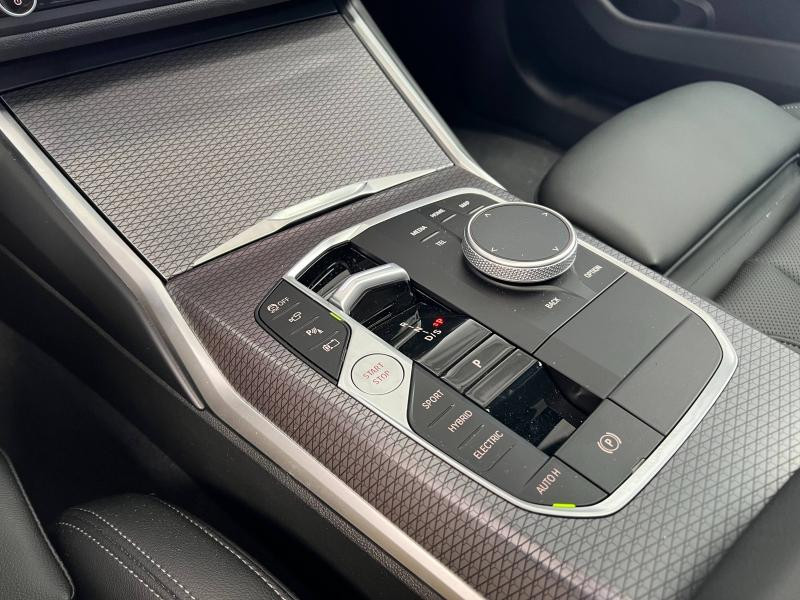 Occasion BMW Série 3 330eA xDrive 292ch M Sport 2024 Skyscrapergrau métallisé 68990 € à Forbach