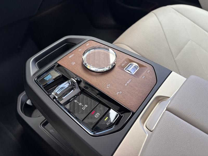 Occasion BMW iX xDrive40 326ch 2021 Saphirschwarz métallisé 44990 € à Forbach