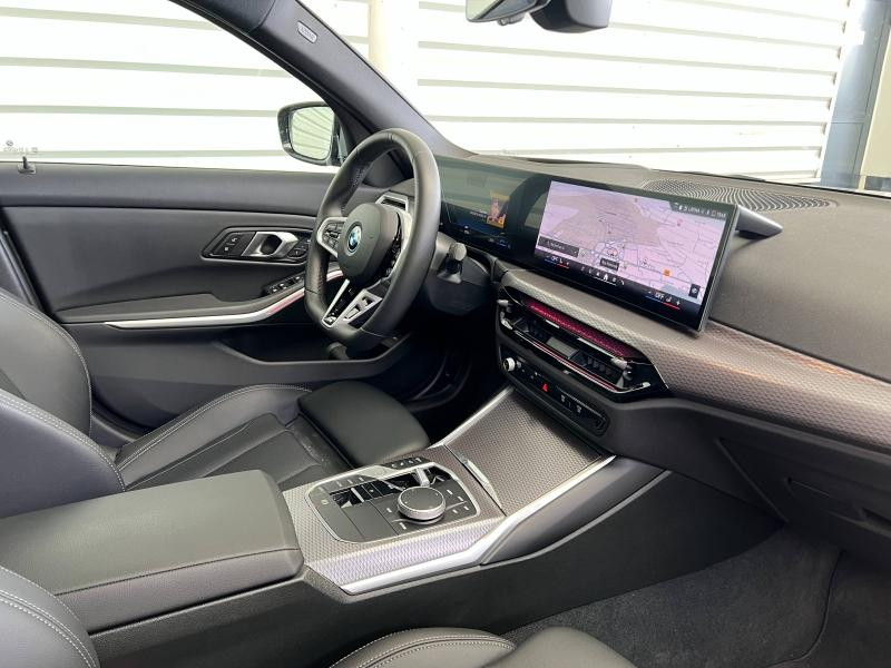 Occasion BMW Série 3 330eA xDrive 292ch M Sport 2024 Skyscrapergrau métallisé 68990 € à Forbach