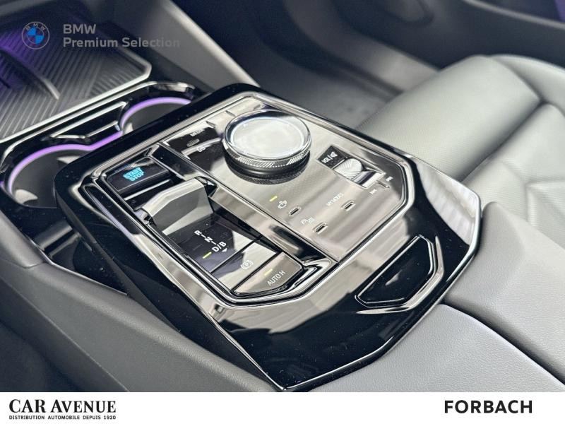 Occasion BMW Série 5 i5 340ch M Sport Edition eDrive40 2025 Saphirschwarz métallisé 61990 € à Forbach