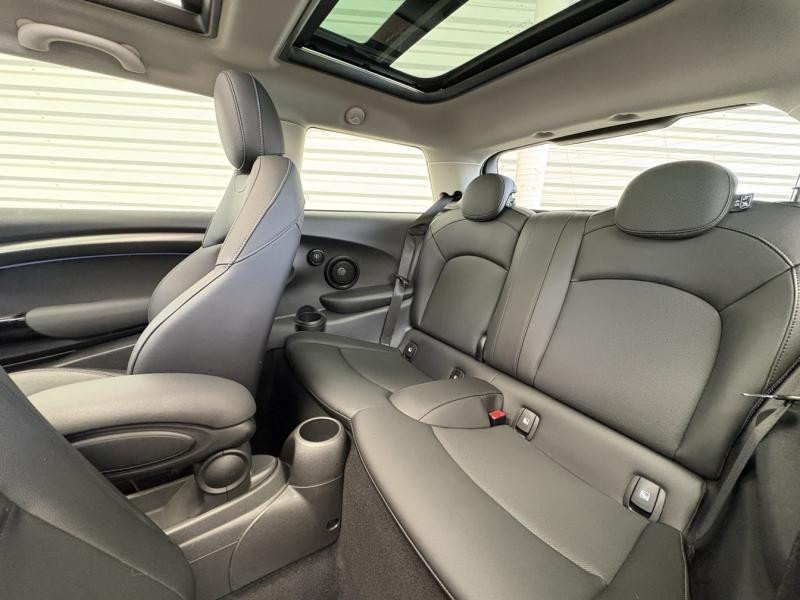 Occasion MINI Mini Cooper SE 184ch Edition Premium Plus BVA 5CV 2022 Island Blue 18990 € à Forbach