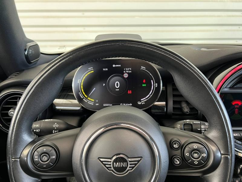 Occasion MINI Mini Cooper SE 184ch Yours BVA 2020 Enigmatic Black 16490 € à Forbach