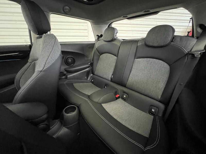 Occasion MINI Mini Cooper 136ch Edition Premium Plus BVA7 2022 Argenté 25990 € à Forbach