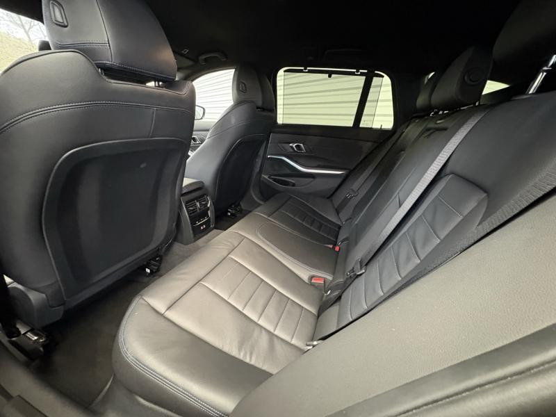 Occasion BMW Série 3 Touring 330eA 292ch M Sport 2025 Saphirschwarz métallisé 49990 € à Forbach