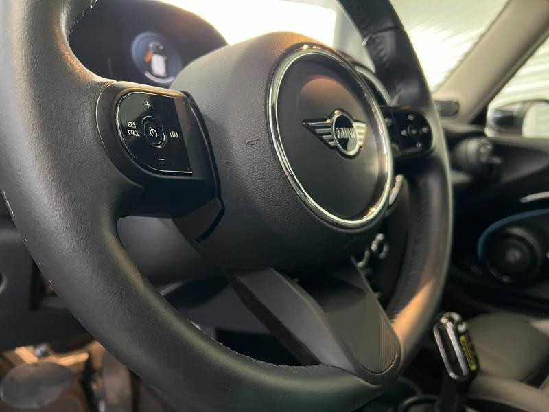 Used MINI Mini Cooper SE 184ch Edition Premium Plus BVA 5CV 2022 Chili Red € 20990 in Forbach