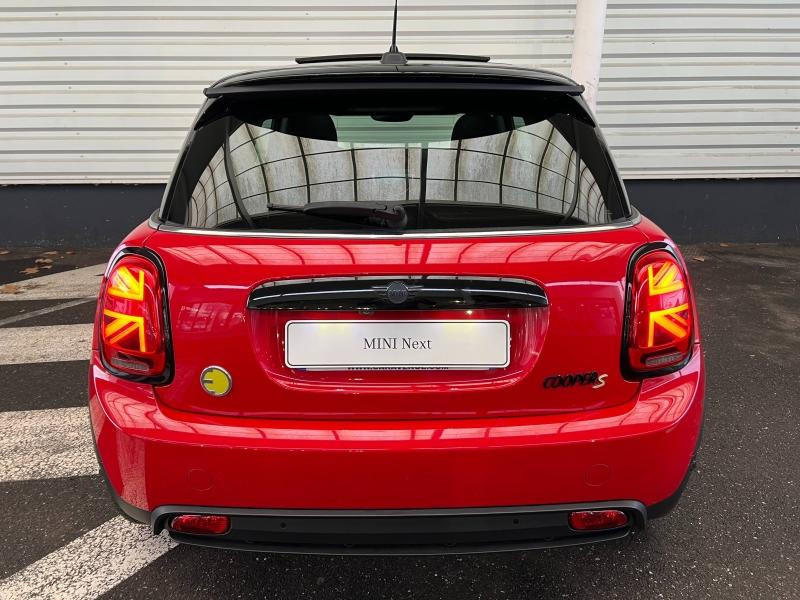 Used MINI Mini Cooper SE 184ch Edition Premium Plus BVA 5CV 2022 Chili Red € 20990 in Forbach