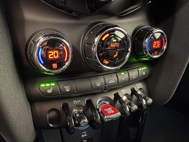 Used MINI Mini 5 Portes Cooper 136ch Edition Premium BVA7 2022 Argenté € 25990 in Forbach