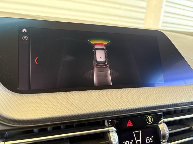 Used BMW Série 1 118dA 150ch M Sport 2020 Alpinweiss € 25990 in Forbach