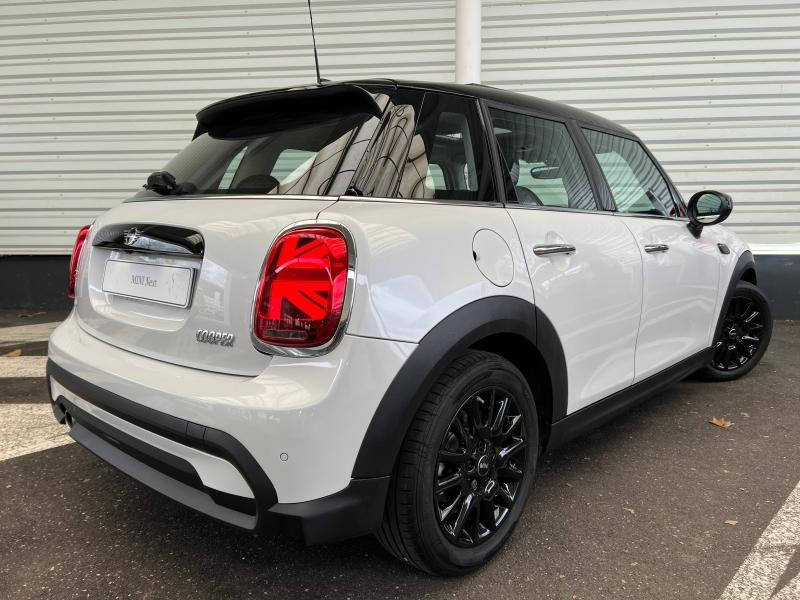 Used MINI Mini 5 Portes Cooper 136ch Edition Premium Plus BVA7 2023 Nanuq White € 26990 in Forbach