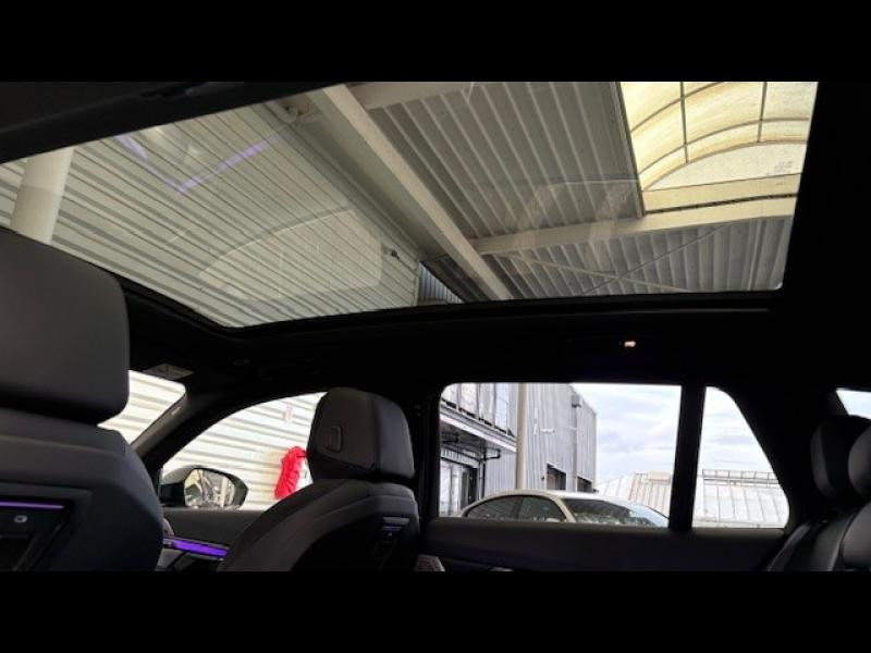 Used BMW Série 5 Touring i5 340ch M Sport Edition eDrive40 2026 Saphirschwarz métallisé € 75990 in Forbach