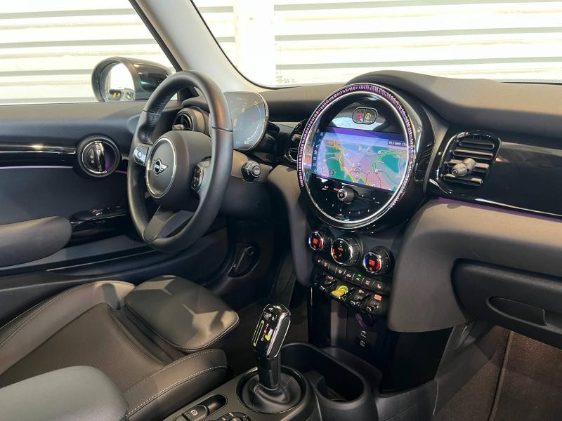 Occasion MINI Mini Cooper SE 184ch Edition Premium BVA 5CV 2022 British Racing Green 18990 € à Forbach