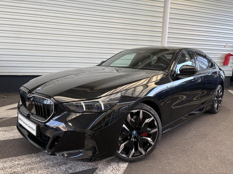 Occasion BMW Série 5 550e 489ch M Sport xDrive 2024 Saphirschwarz métallisé 77990 € à Forbach