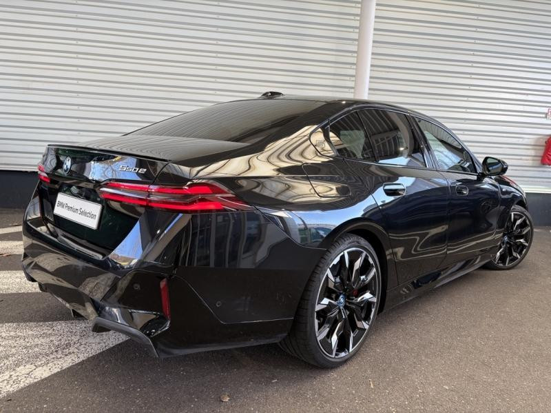 Occasion BMW Série 5 550e 489ch M Sport xDrive 2024 Saphirschwarz métallisé 77990 € à Forbach