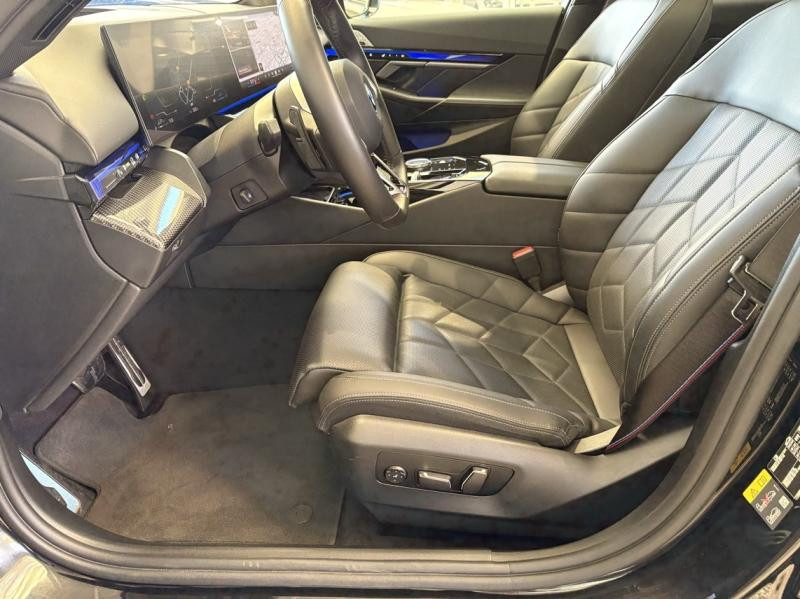 Occasion BMW Série 5 550e 489ch M Sport xDrive 2024 Saphirschwarz métallisé 77990 € à Forbach