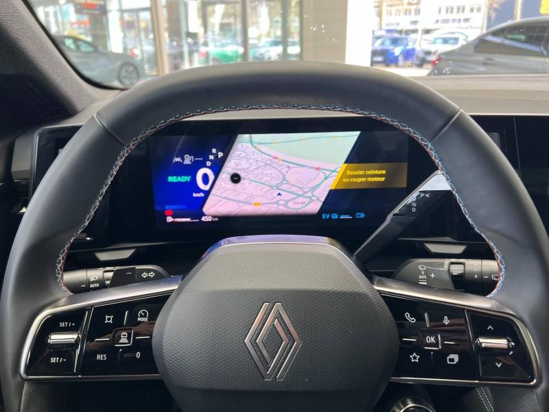 Used RENAULT Austral 1.2 E-Tech full hybrid 200ch Iconic esprit Alpine 2024 Gris Schiste mat/Toit Noir Etoilé € 32990 in Forbach