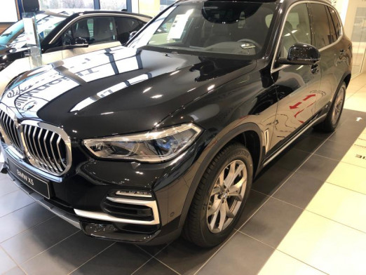 Occasion BMW X5 xDrive30dA 265ch xLine 2020 Saphirschwarz 84 300 € à Terville
