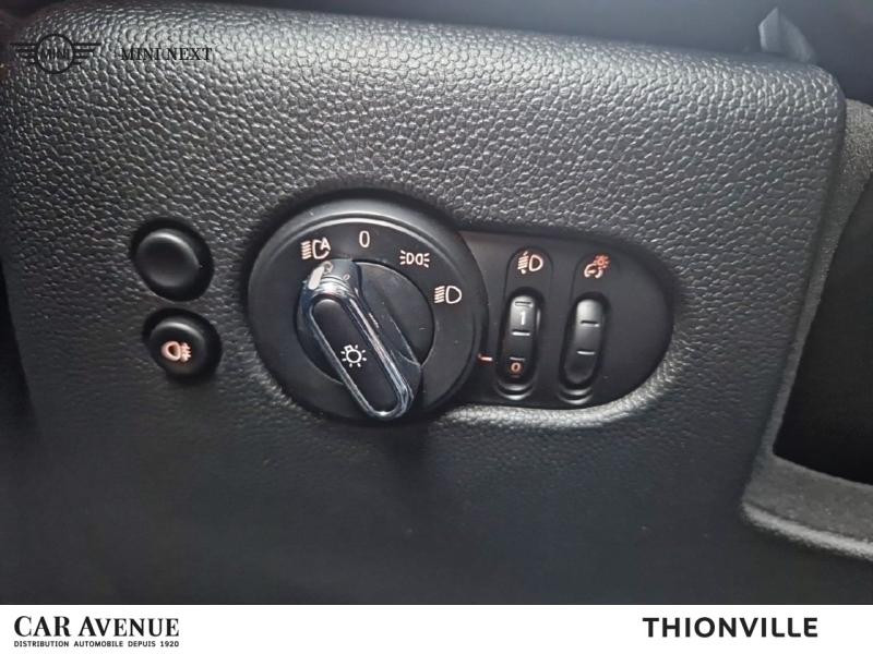 Occasion MINI Mini 5 Portes Cooper 136ch Edition Camden BVA7 2021 Midnight Black 23900 € à Terville