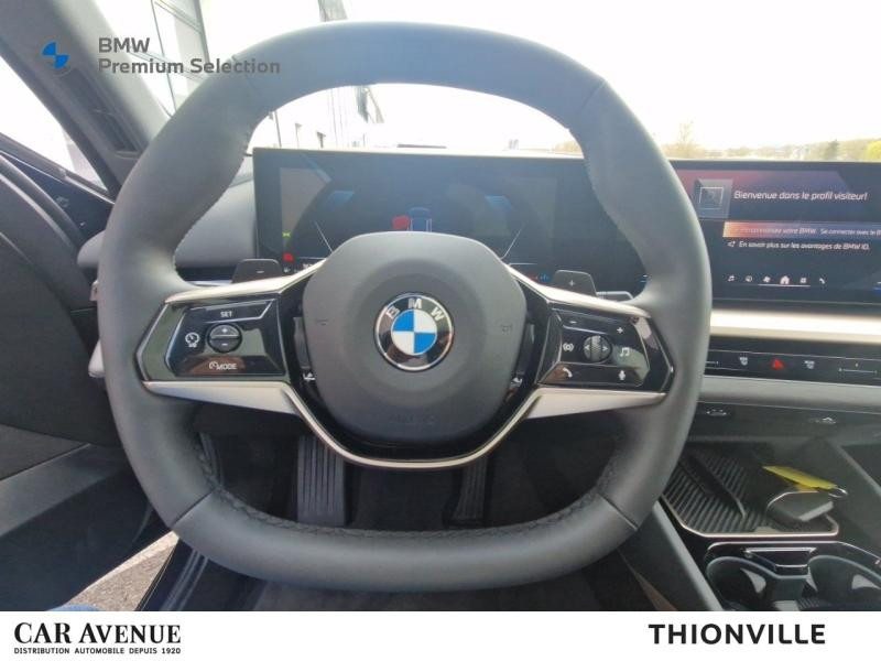 Occasion BMW Série 5 Touring 520dA 197ch xDrive 2024 BMW Individual Tanzaniteblau métallisé 65990 € à Terville