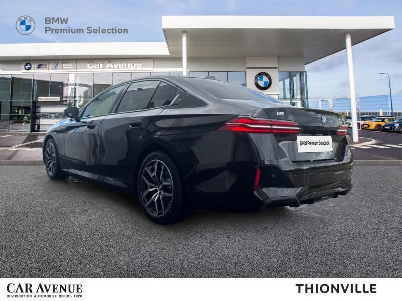 Occasion BMW Série 5 i5 340ch M Sport eDrive40 2025 Saphirschwarz métallisé 64900 € à Terville