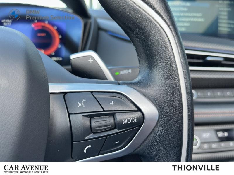 Occasion BMW i8 Roadster 374ch 2018 Crystal White nacré 110900 € à Terville