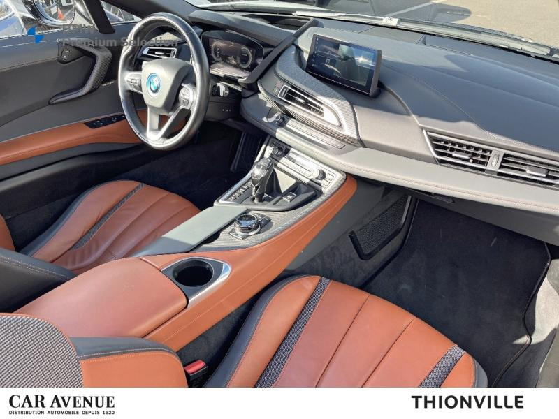 Occasion BMW i8 Roadster 374ch 2018 Crystal White nacré 110900 € à Terville