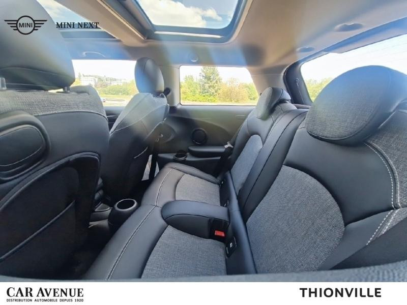 Occasion MINI Mini Cooper 136ch Edition Camden BVA7 2022 Midnight black metallic 22499 € à Terville