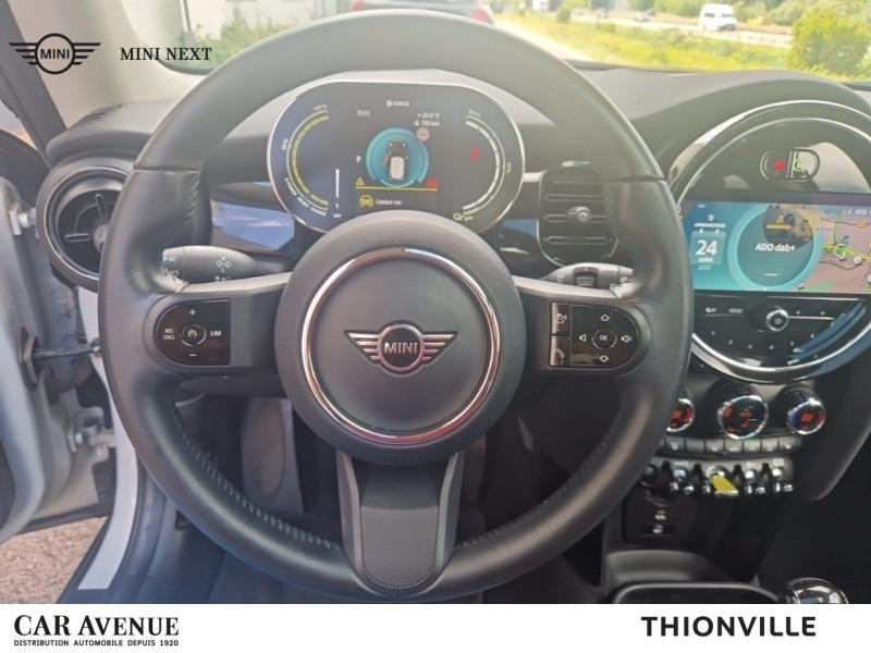 Occasion MINI Mini Cooper SE 184ch Edition Camden BVA 5CV 2022 White Silver 18899 € à Terville