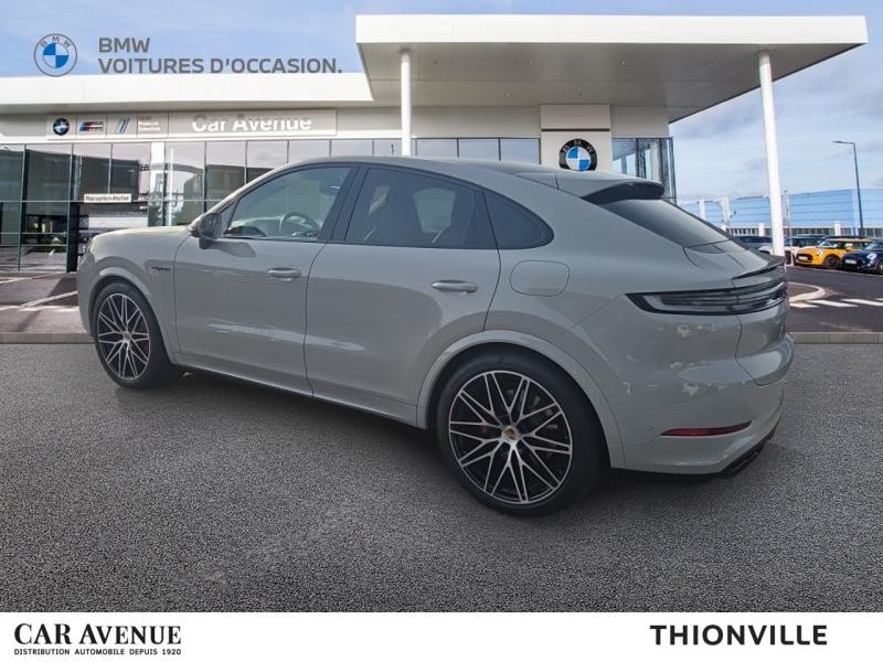 Used PORSCHE Cayenne Coupé 3.0 V6 519ch S E-Hybrid 2024 Craie Spéciale € 132900 in Terville