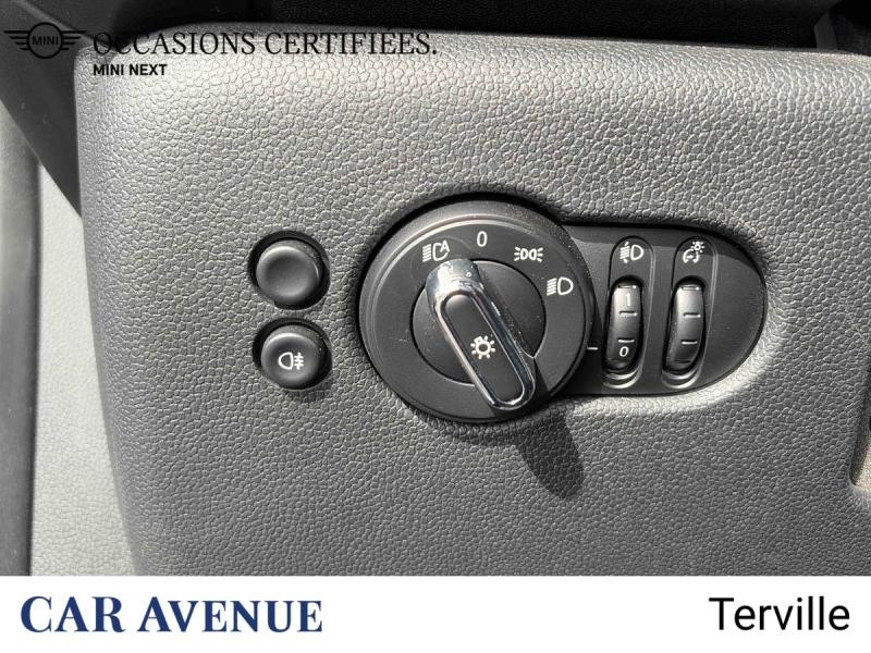 Occasion MINI Mini Cooper 136ch Edition Camden BVA7 2021 Midnight Black 22900 € à Terville