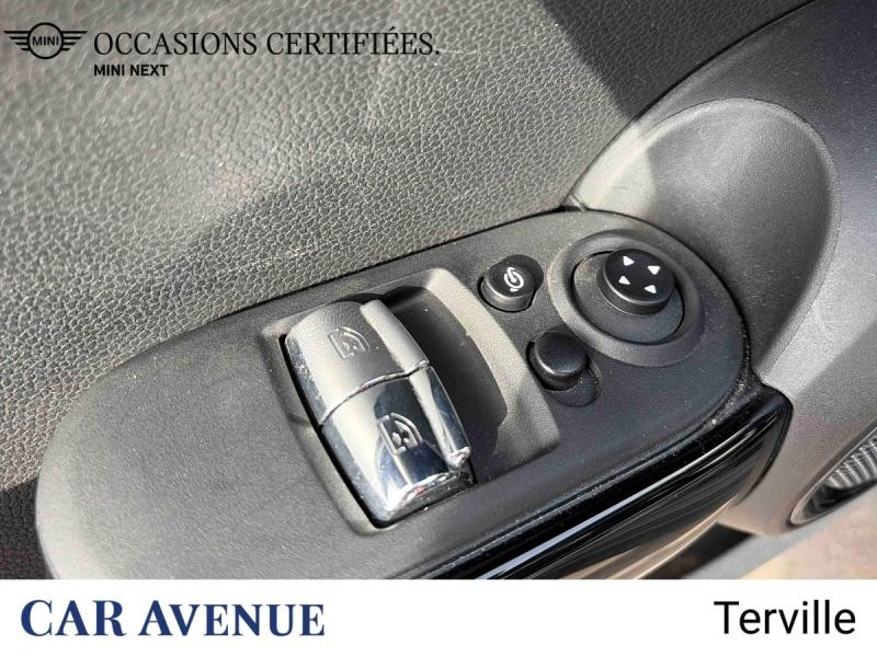 Occasion MINI Mini Cooper 136ch Edition Camden BVA7 2021 Midnight Black 22900 € à Terville